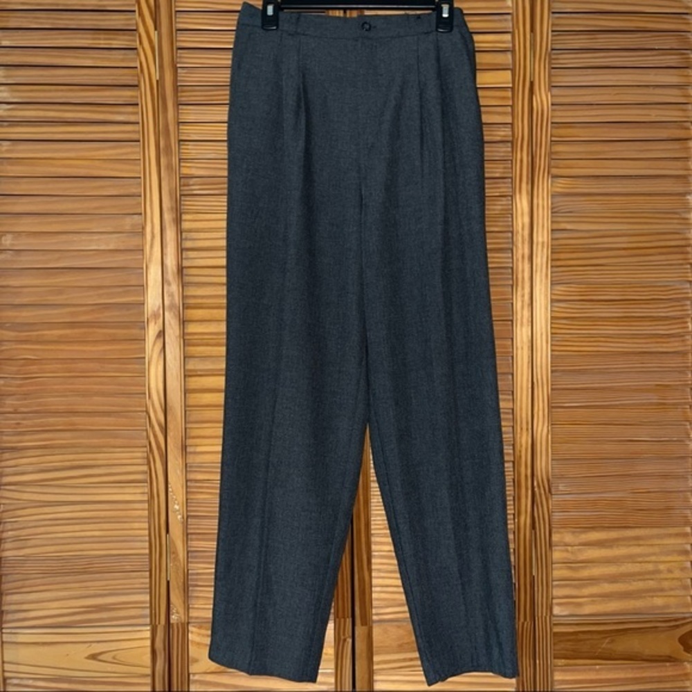 Briggs New York Gray Dress Slacks‎